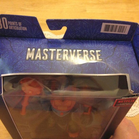 Masters of The Universe Revelation Man-At-Arms - Picture 5 of 8